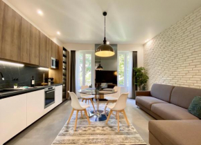 Maxim - Easy Home Booking